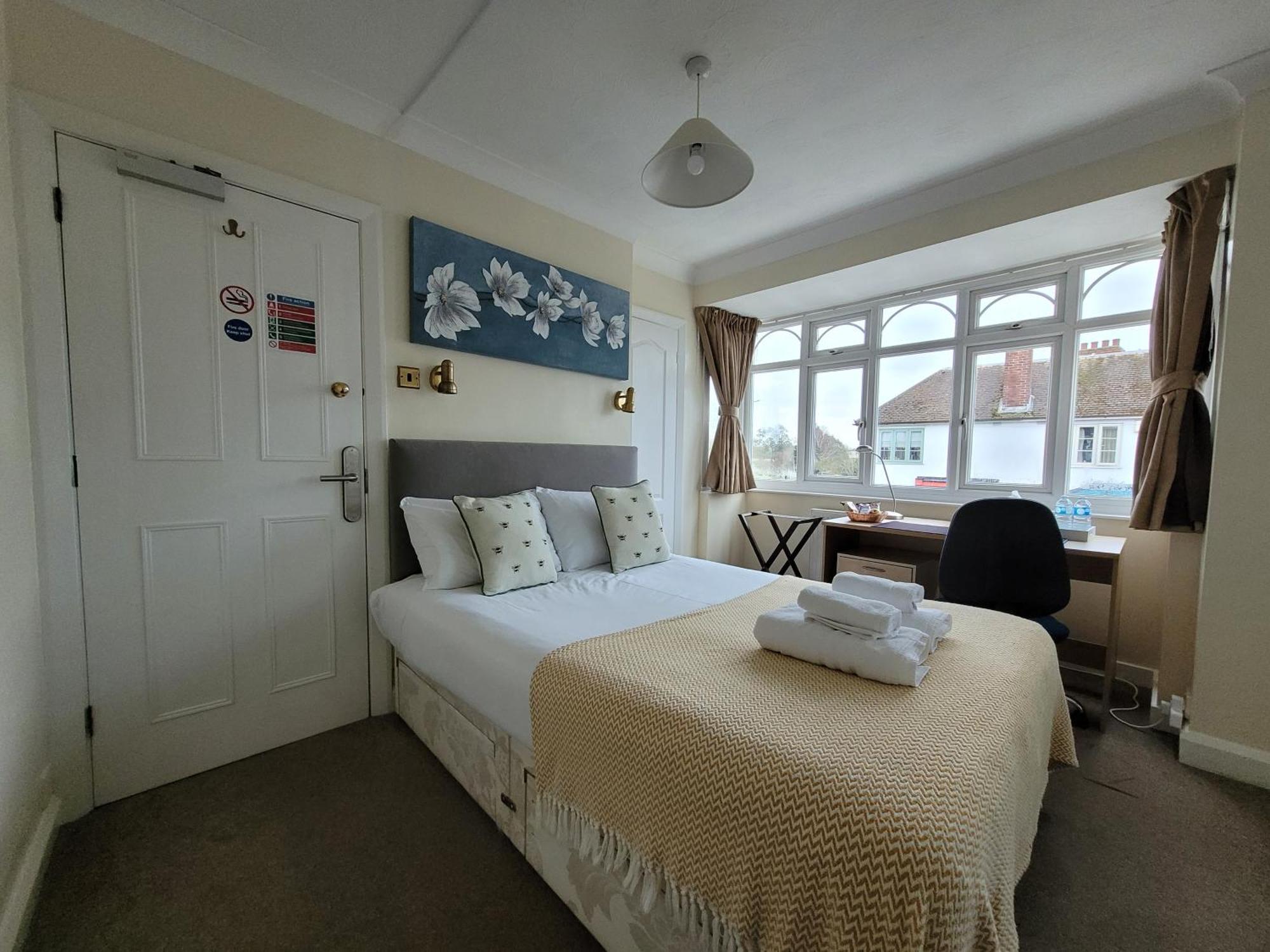 Cornerways Guest House อ็อกซ์ฟอร์ด ภายนอก รูปภาพ